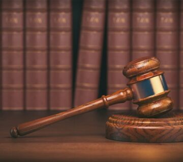 اعاده دادرسی قاچاق کالا و ارز